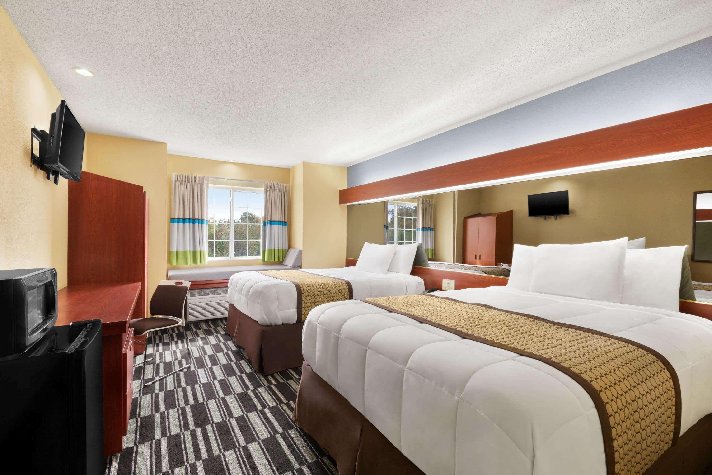 Microtel Inn & Suites By Wyndham Thomasville Exterior photo